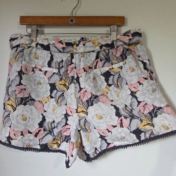 LIKE NEW LOFT FLORAL BELTED LINEN BLEND SHORTS SIZE LARGE WOMENS - Picture 3 of 16